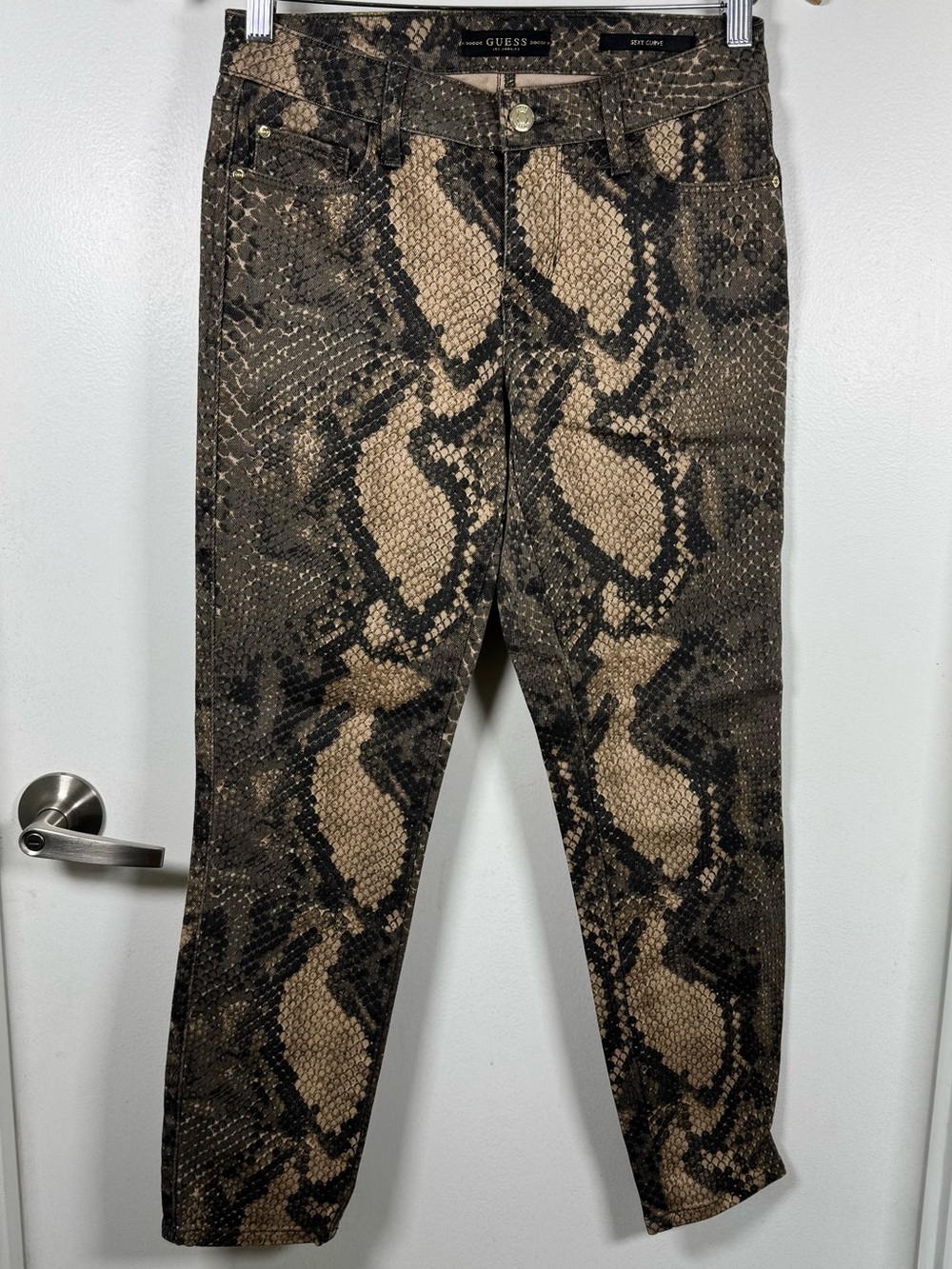 GUESS Samara Snake Animal Print Sexy Curve Denim Skinny Jeans Women 25 Mob Wife